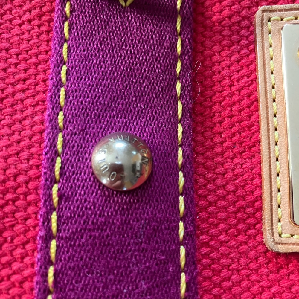 ❤️Authentic Louis Vuitton Antigua Cabas bag. Has been gently used some fading - Picture 3 of 16